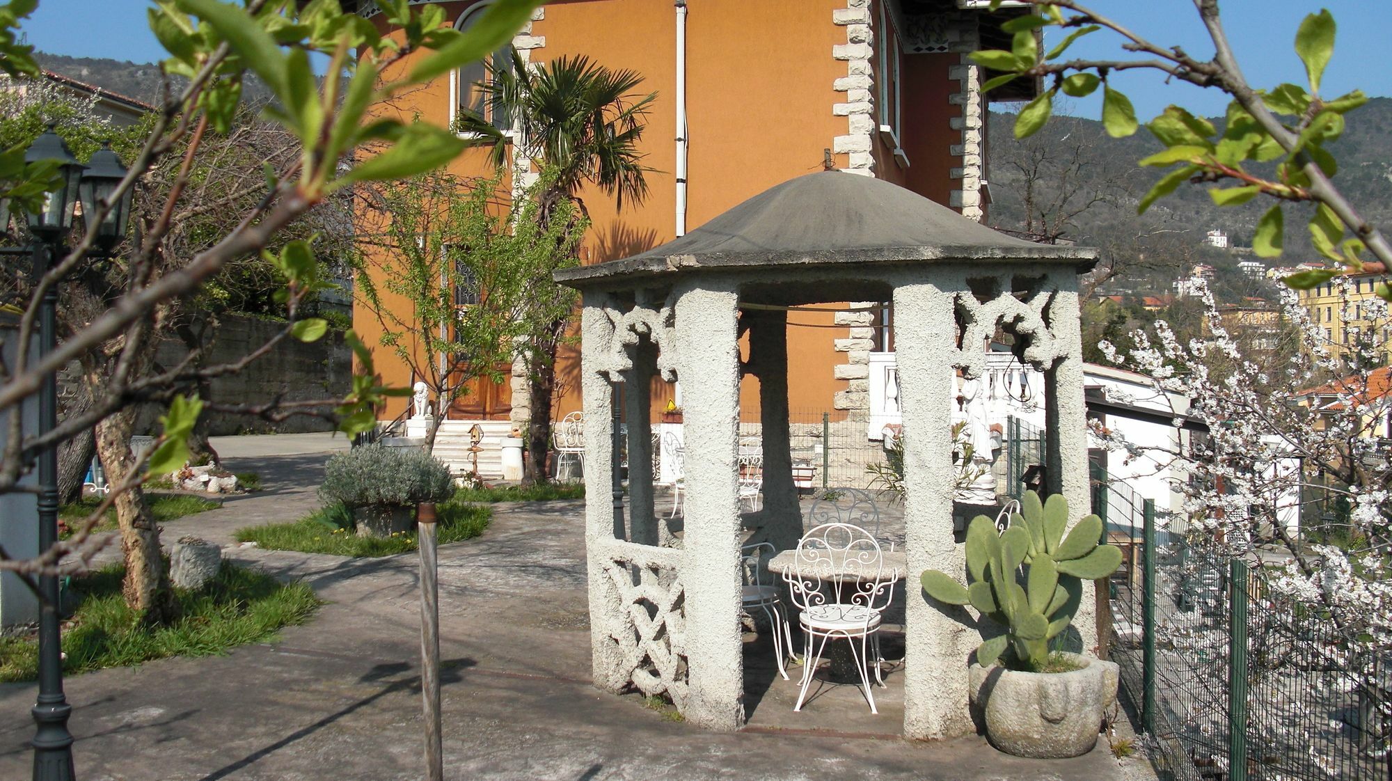 Agriturismo Allo Scoglio - Azienda Agricola 的里雅斯特 外观 照片